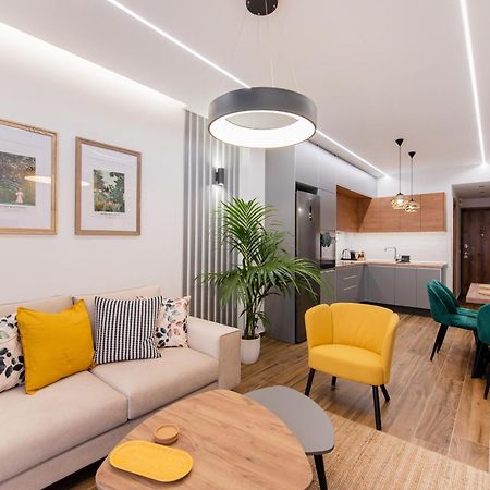 Tinker Bell By Halu! : Colorful Family Apt Thessaloníki Exteriör bild